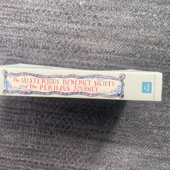 The Mysterious Benedict Society And The Perilous Journey by Trenton Lee Stewart - Picture 4 of 5